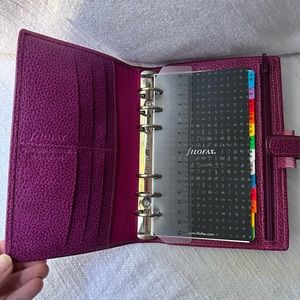 Filofax Finsbury agenda/planner cover-personal size-raspberry